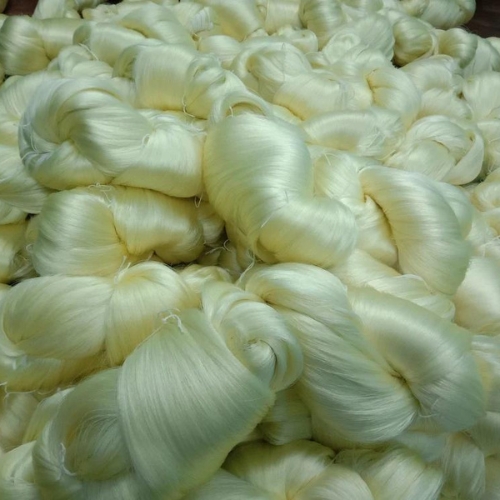 Mulberry Raw Silk Yarn